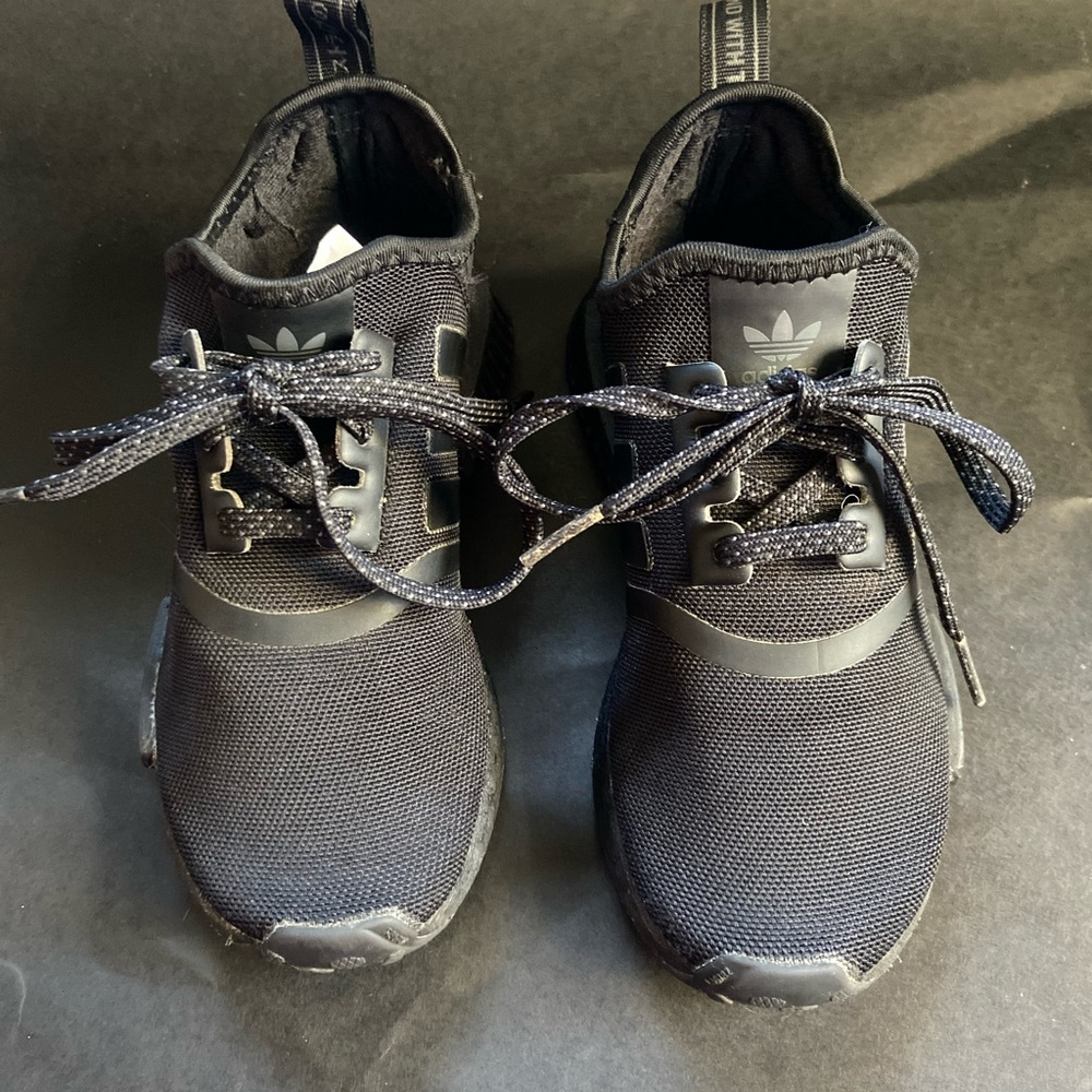 Adidas mesh black kids shoes